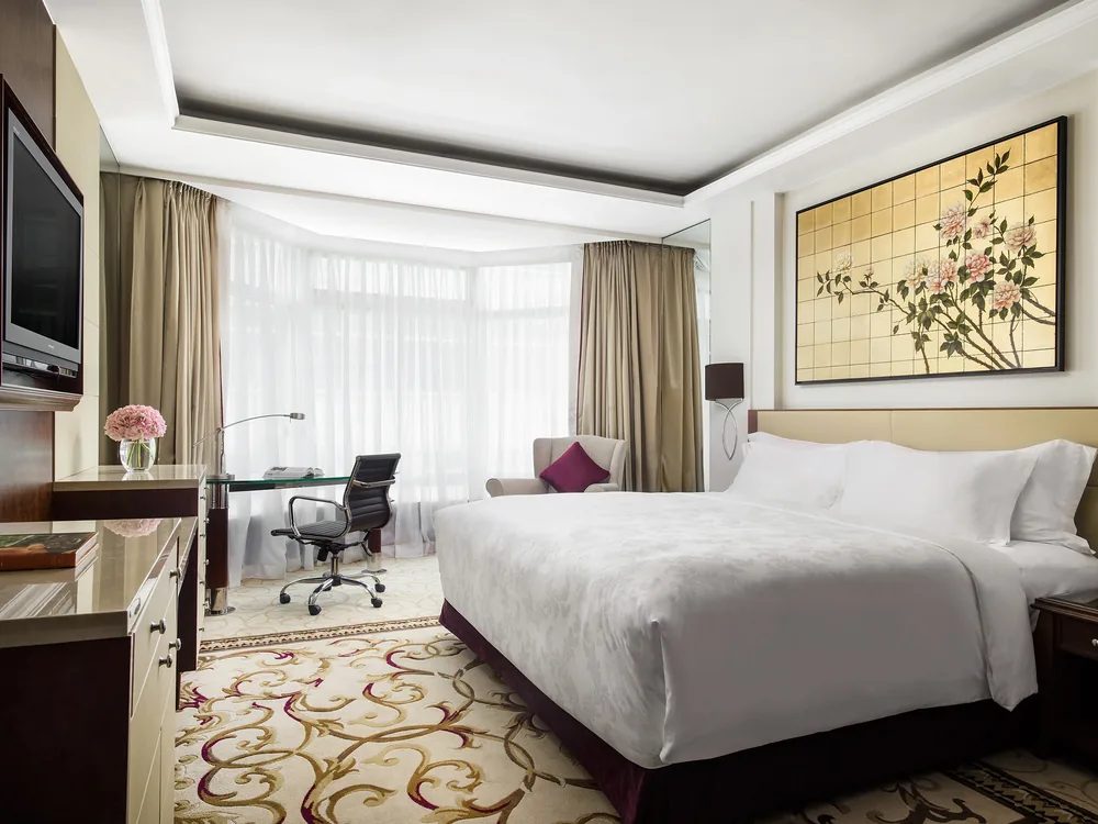 Superior City View Room at The Langham Hong Kong